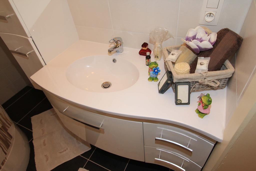 Old Saxo Apartman Ypres Szoba fotó