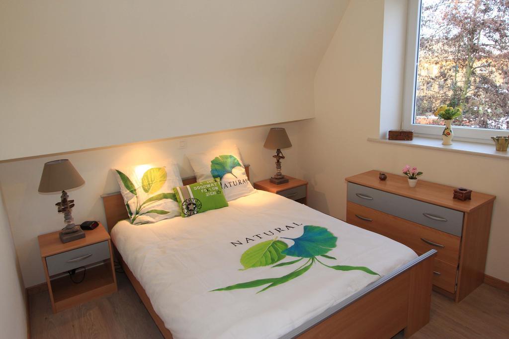 Old Saxo Apartman Ypres Szoba fotó